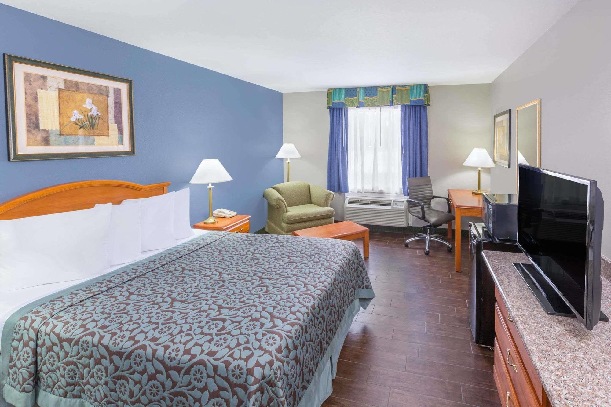 Days Inn By Wyndham Galliano La Esterno foto