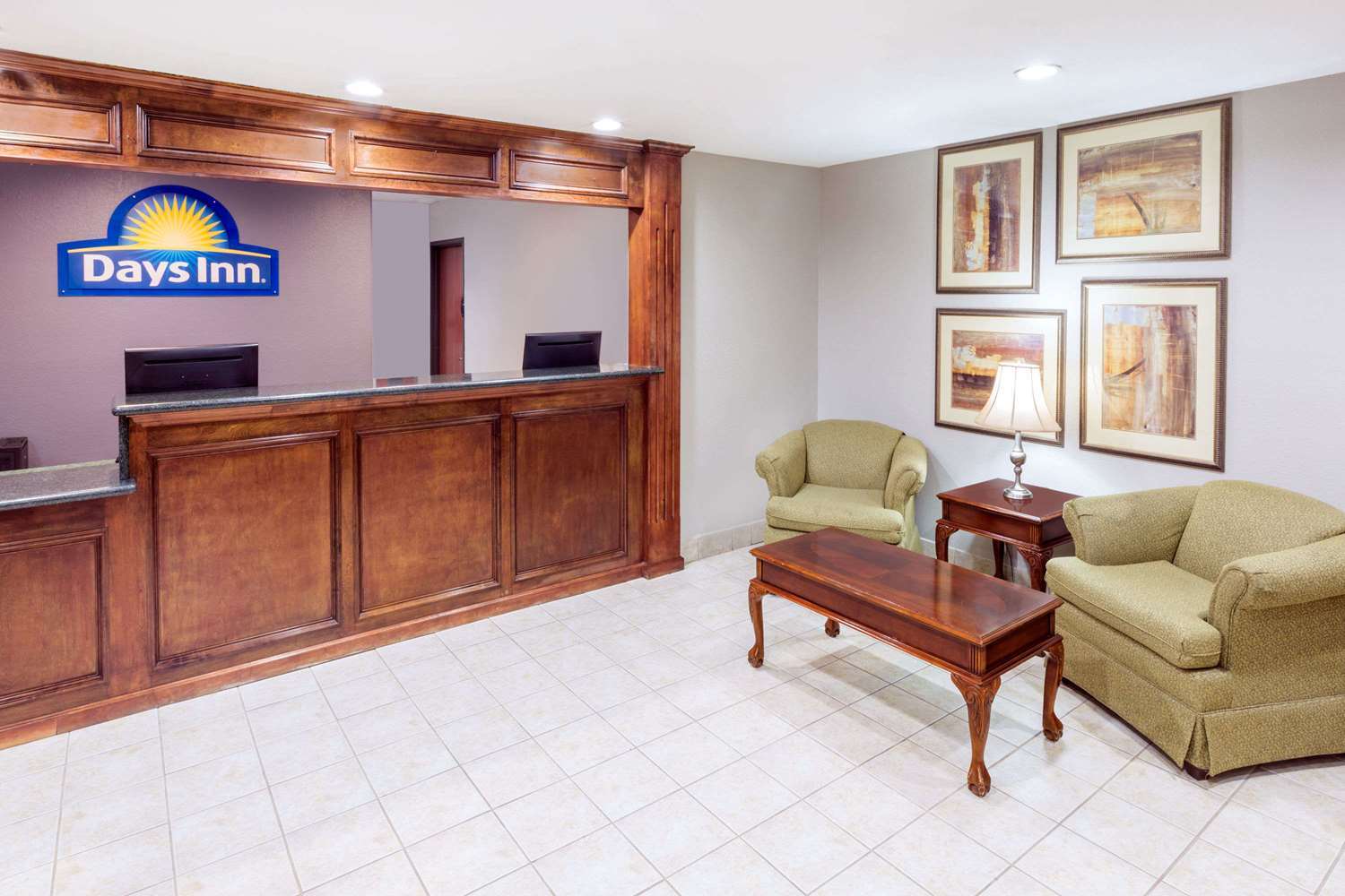 Days Inn By Wyndham Galliano La Esterno foto